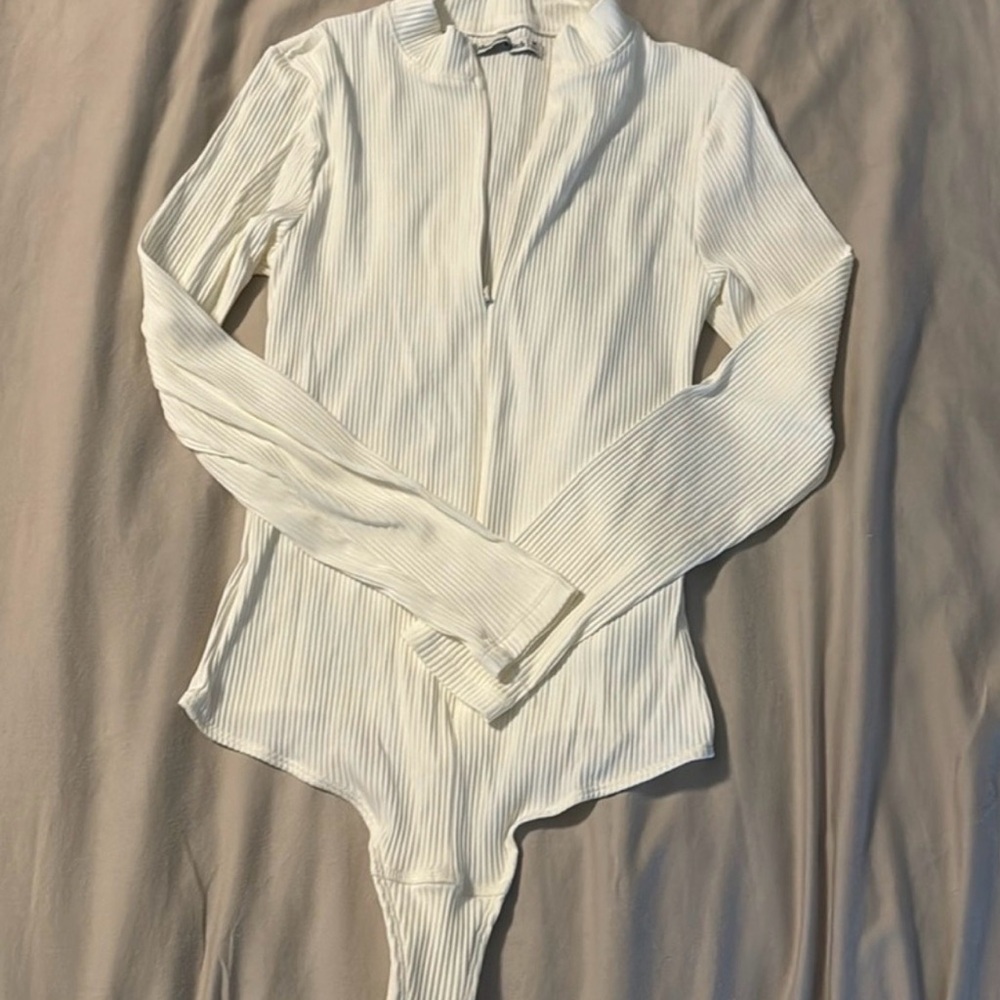 Abercrombie & Fitch White/Cream Ribbed Bodysuit - Picture 2 of 3
